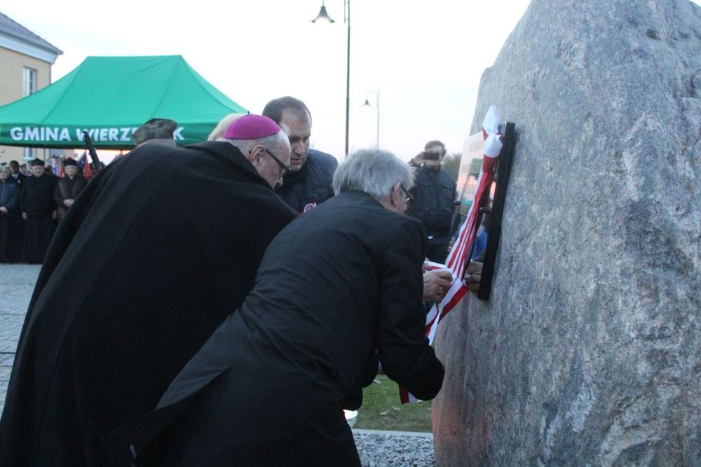 tablica gmina wierzbinek - Aleksandra Braciszewska-Benkahla