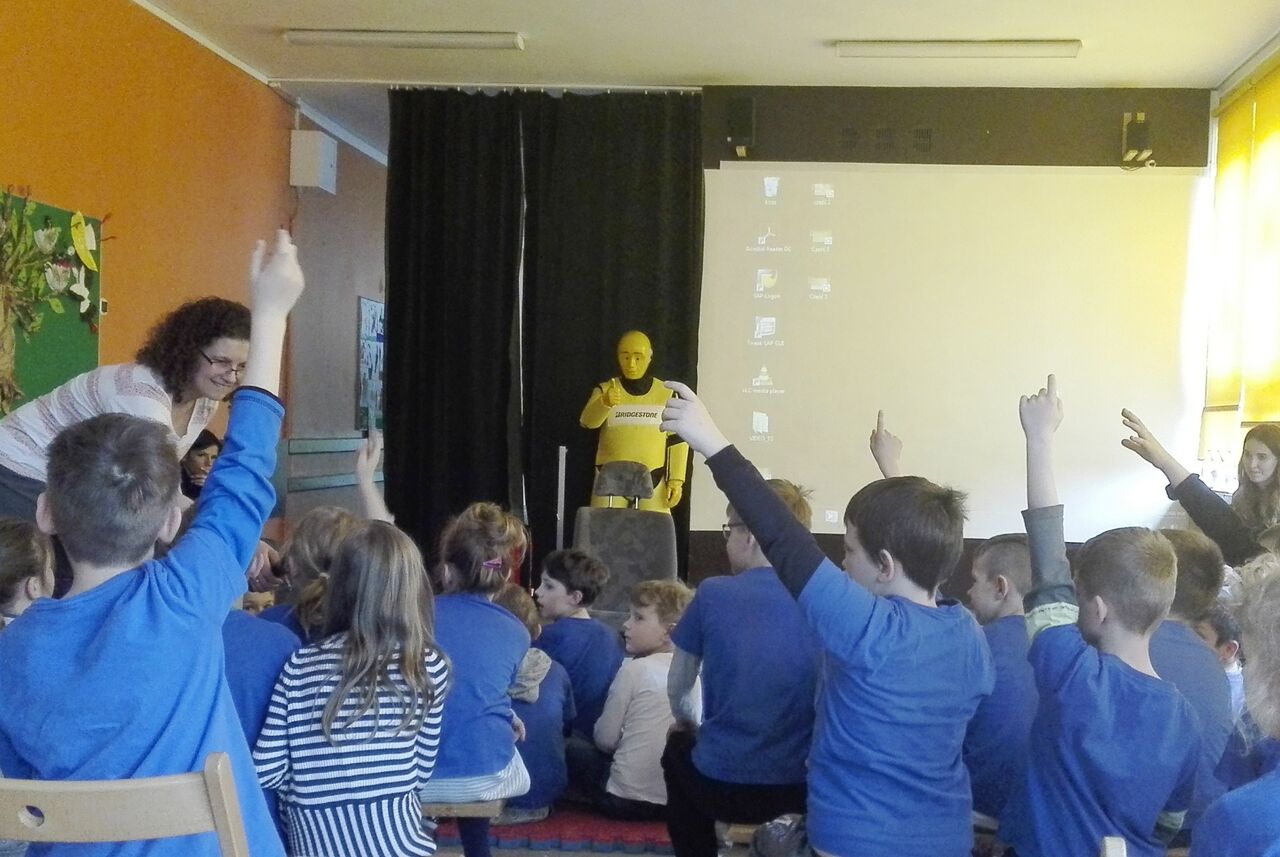 warsztaty bezpieczeństwa z bridgestone (6) - Bridgestone Poznań