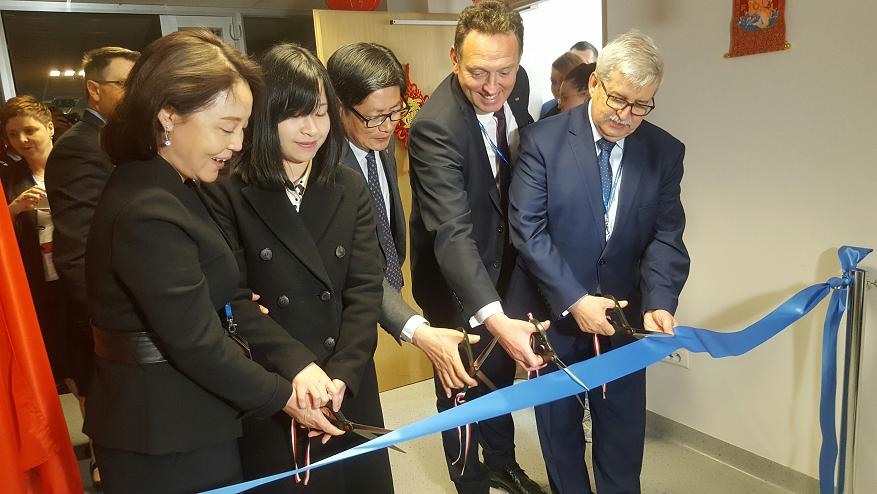 chińskie centrum - Michał Jędrkowiak