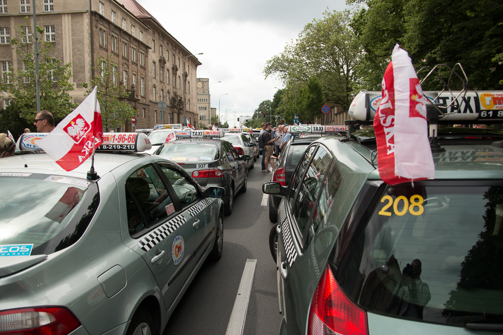 protest taxi - Leon Bielewicz