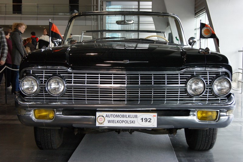 Ził na Moto Show 2011 - Muzeum Broni Pancernej Poznań