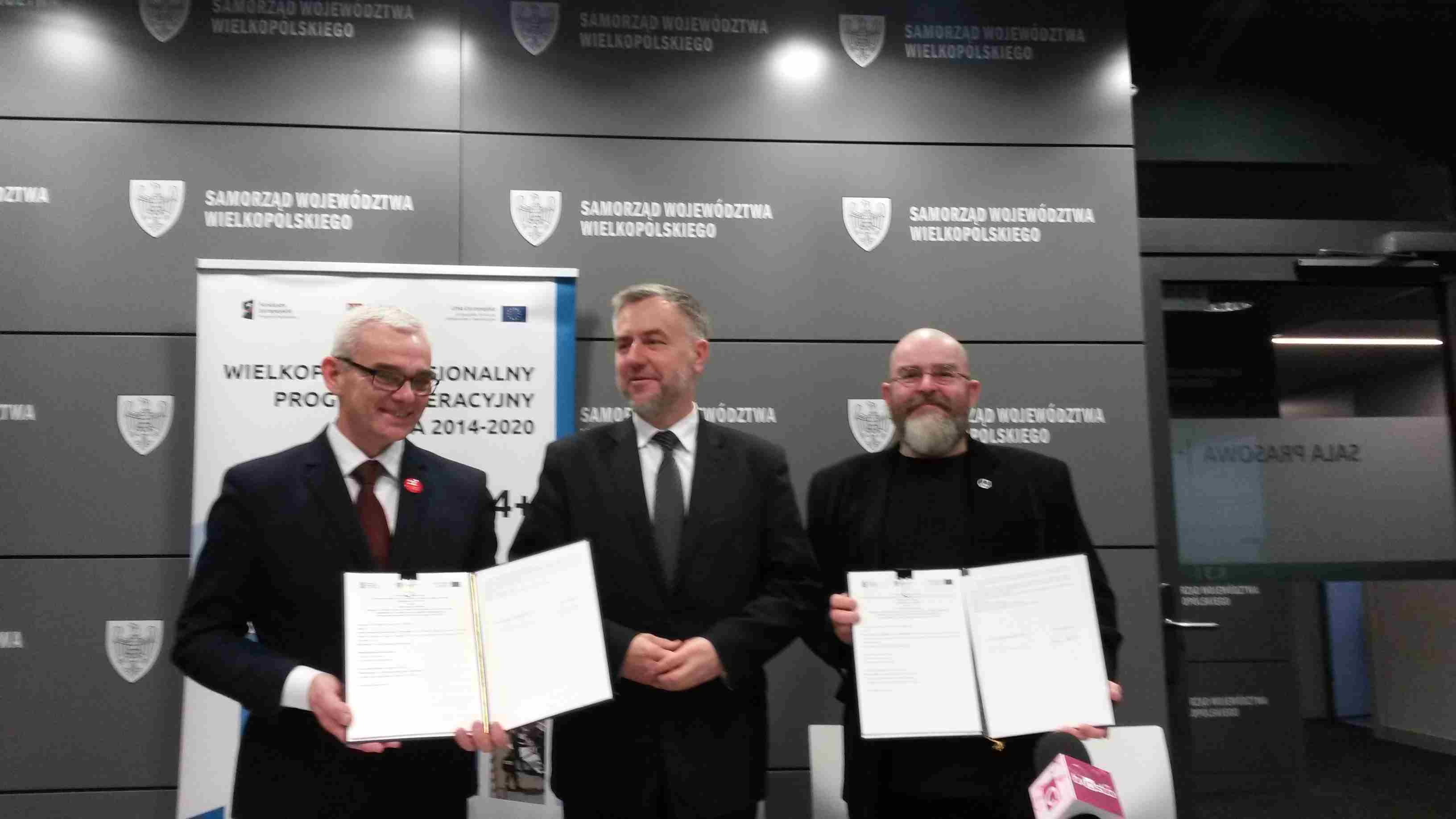 marszałek województwa urząd wojewódzki pieniądze fort vii centrum kultury Gniezno - Jacek Butlewski