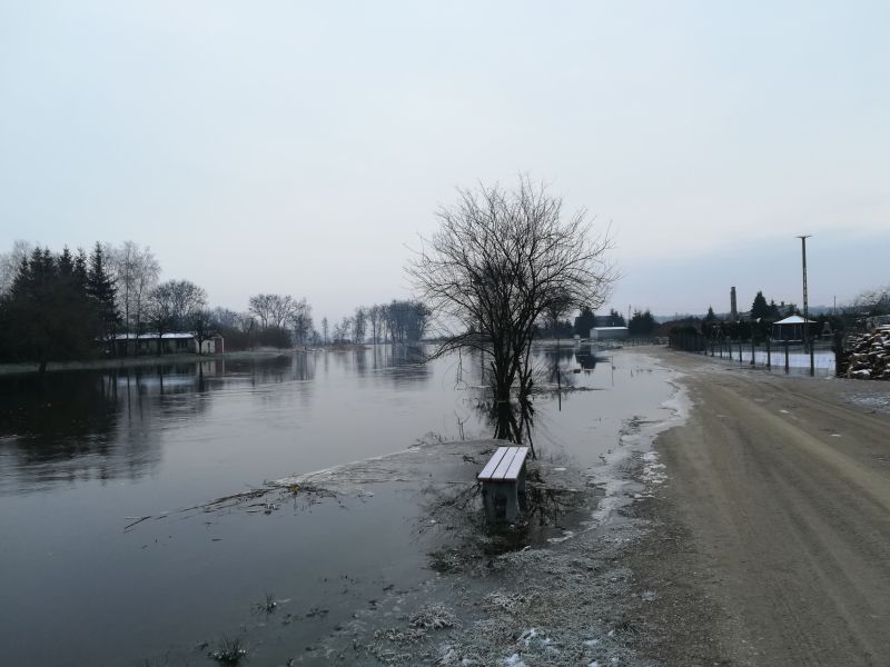 zalane tereny rzeka podtopienia - Krzysztof Jankowski