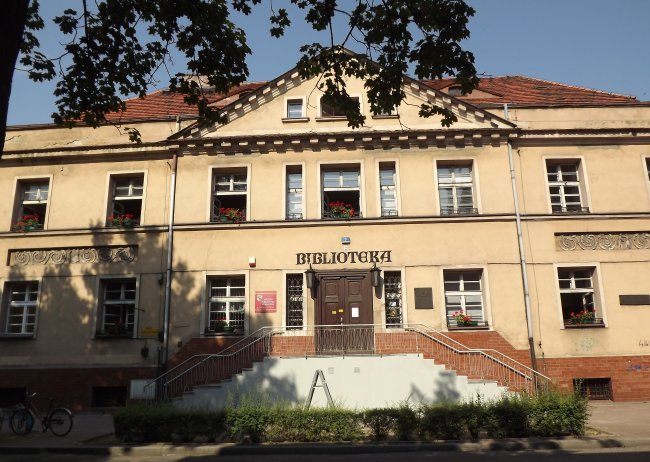 Miejska Biblioteka Publiczna w Lesznie - Urząd Miasta Leszno