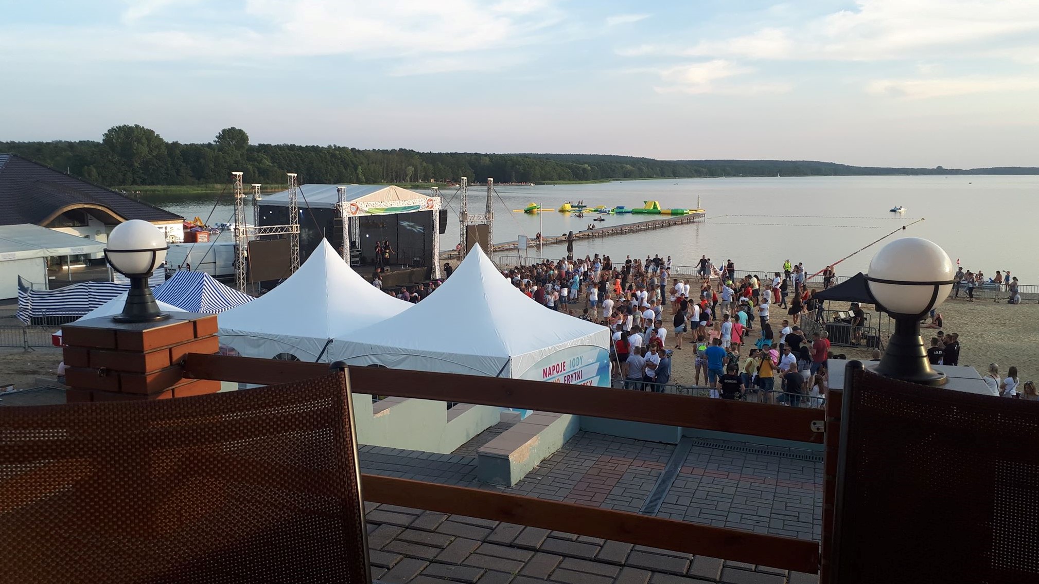 boszkowo impreza plaża jezioro - Wojciech Sikorski