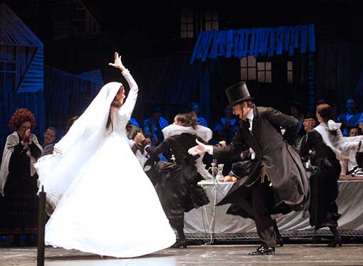 Skrzypek na dachu browaru - Stary Browar