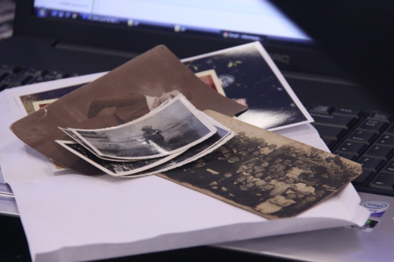 Ratowanie zdjęć - ośrodek KARTA - Grzegorz Maciejewski