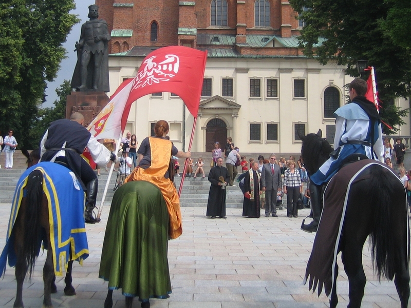 Jadą z Gniezna pod Grunwald - Rafał Muniak