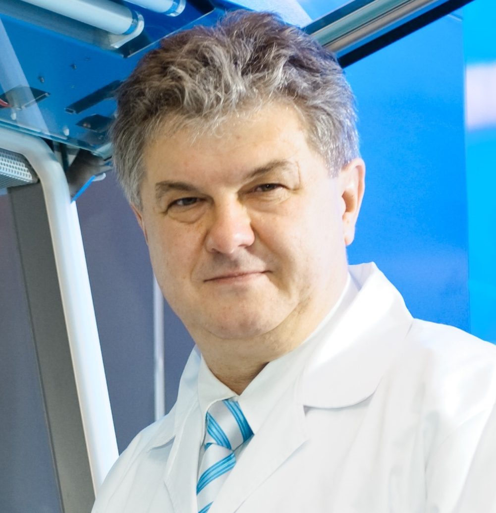 profesor Andrzej Mackiewicz - Wielkopolskie Centrum Onkologii