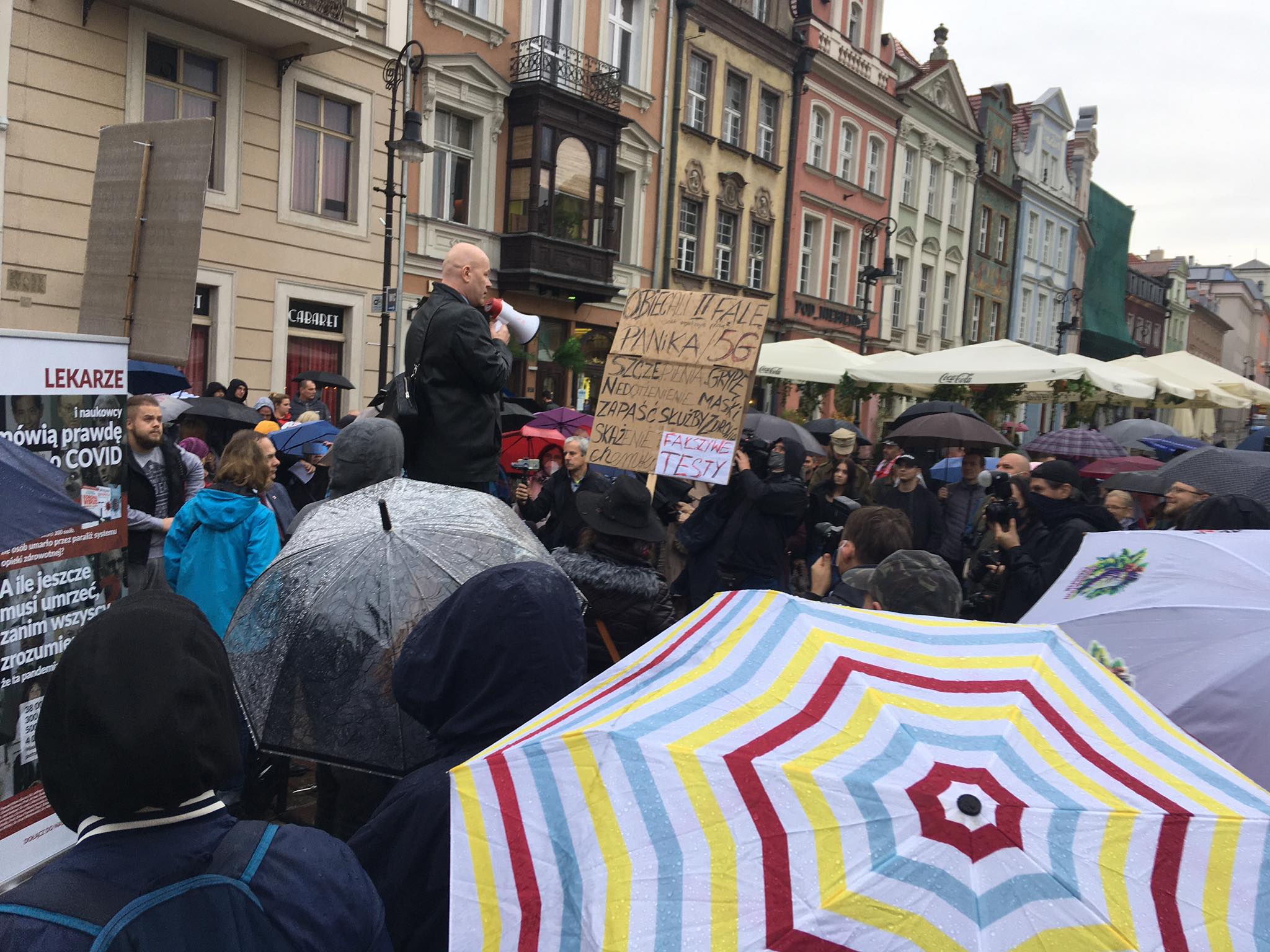 Manifestacja antycovidowców  w poznaniu - Jacek Butlewski