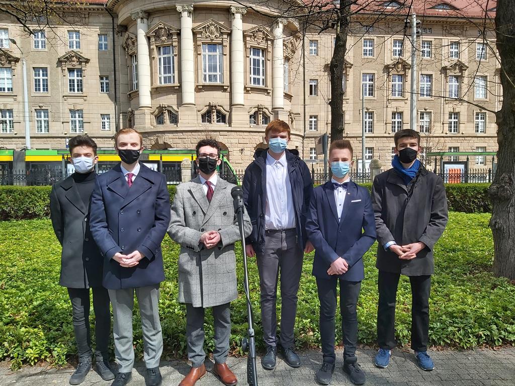 Konserwatywna młodzież poznań korwin - Krzysztof Polasik