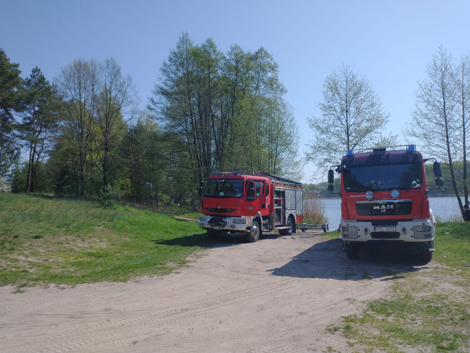 wozy strażacki jezioro - KPPSP Złotów