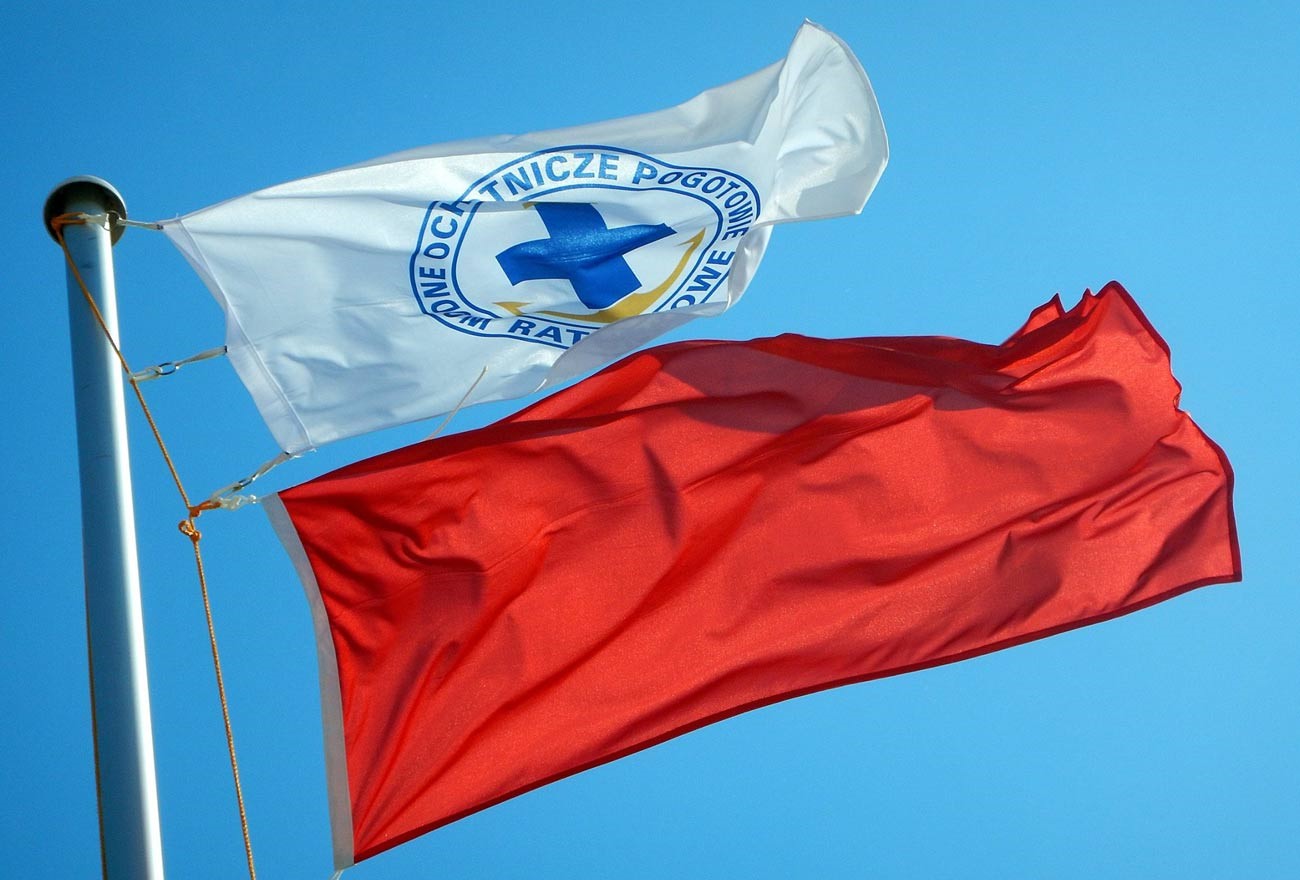 czerwona flaga sinice jezioro woda  - Urząd Miejski w Rogoźnie