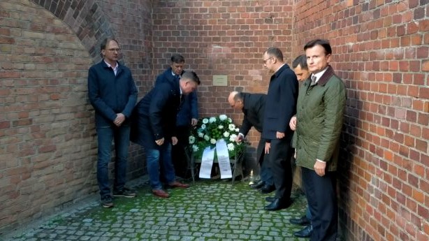 fort vii poznań niemcy wizyta  - Wielkopolskie Muzeum Niepodległości