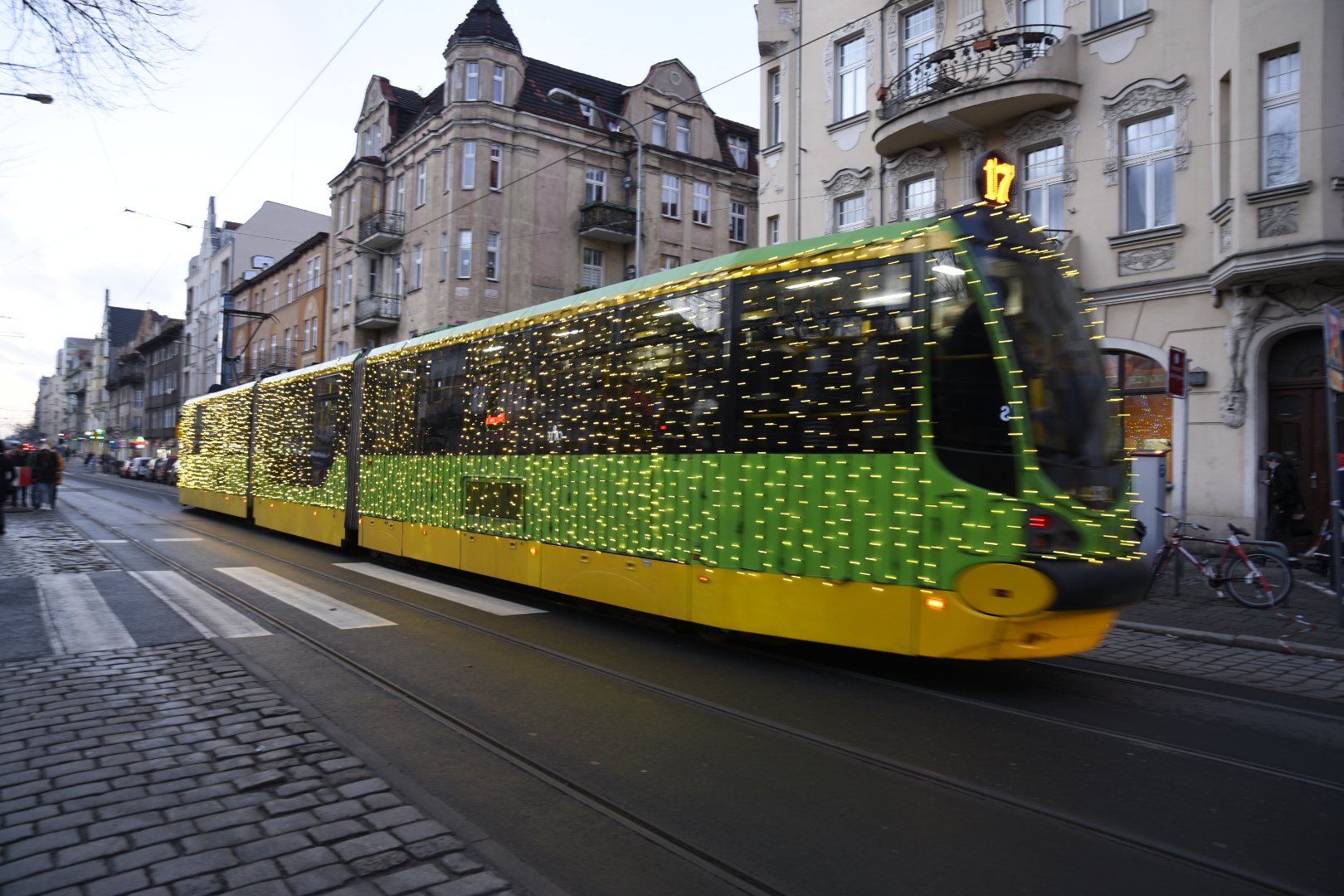 tramwaj bimba święta świąteczny tramwaj - Wojtek Wardejn - Radio Poznań