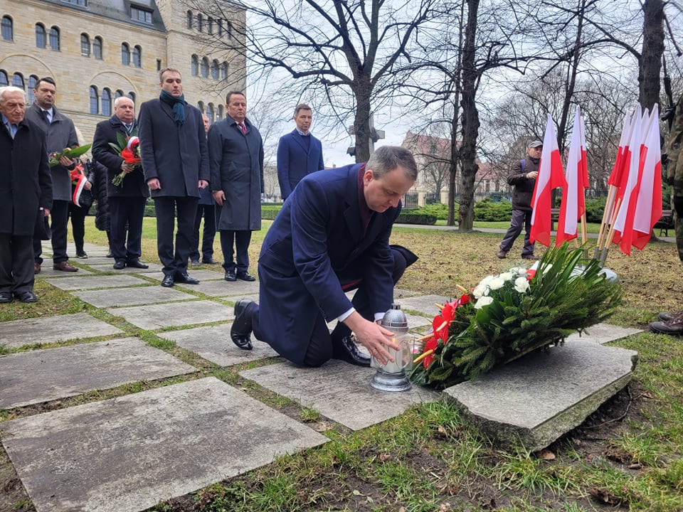  82. rocznica Masowej Zsyłki Polaków na Sybir - Hubert Jach