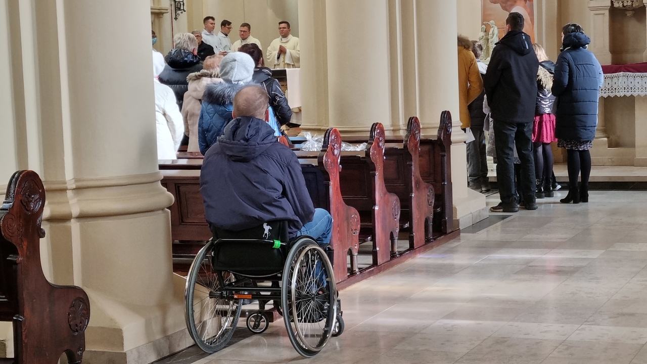 msza za chorych kościół - Magdalena Konieczna - Radio Poznań