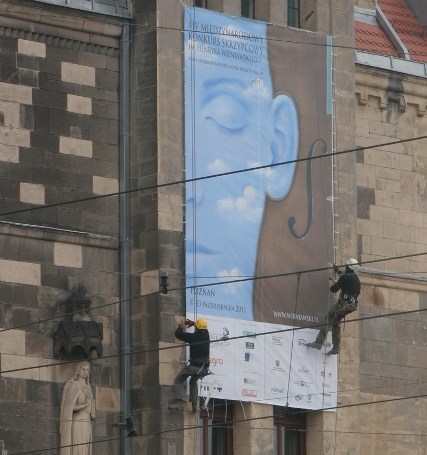 w-wieniawski-wieszaja-baner-modyfikowane - Antoni Hoffmann