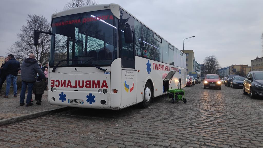 autobus ambulans piła - Przemysław Stochaj