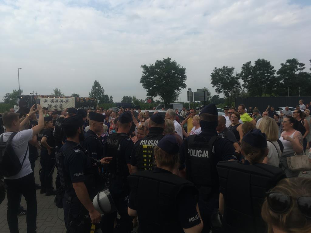 kórnik wizyta jarosława kaczyńskiego protest - Rafał Regulski