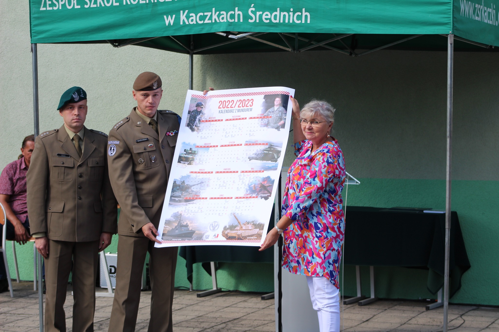 klasa mundurowa szkoła w kaczkach średnich - FB: ZSR w Kaczkach Średnich