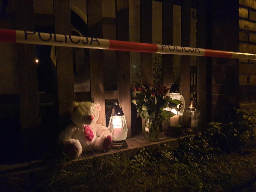 dom zalasewo pożar zalasewo znicze - Grzegorz Ługawiak