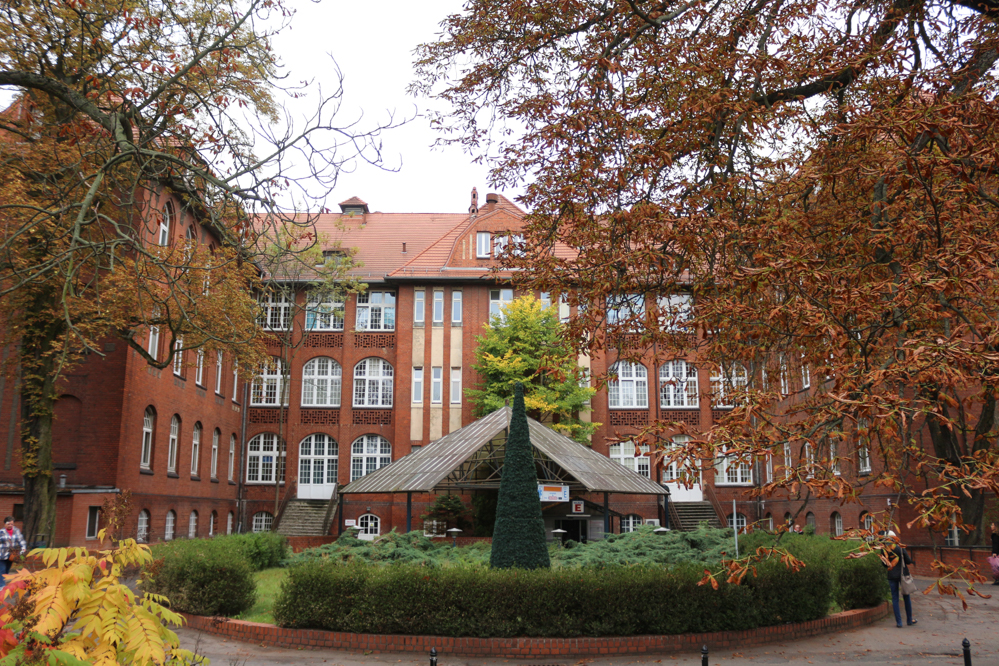 Szpital Kliniczny im. Heliodora Święcickiego Uniwersytetu Medycznego w Poznaniu - Leon Bielewicz  - Radio Poznań