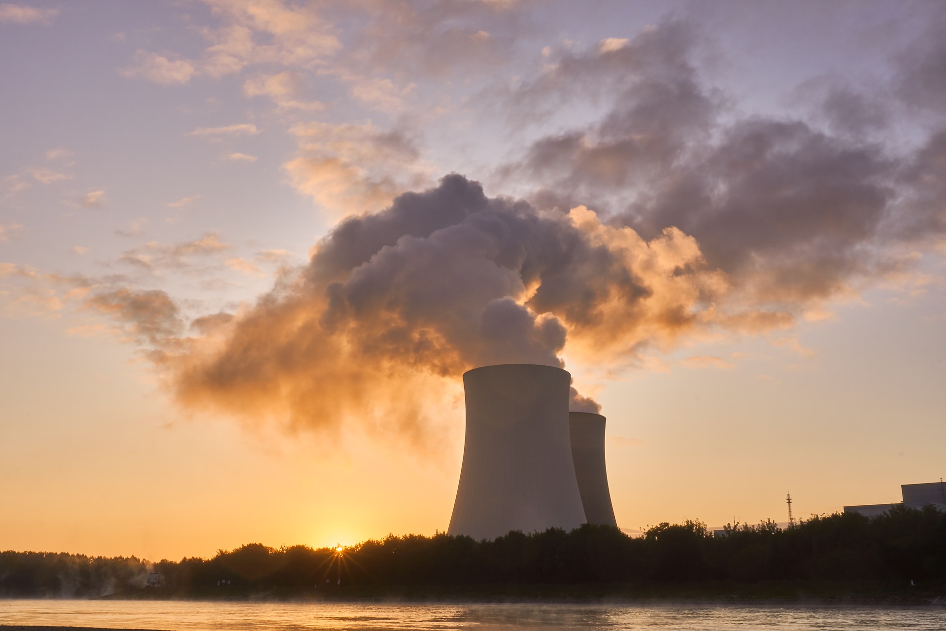 elektrownia atomowa - Pixabay