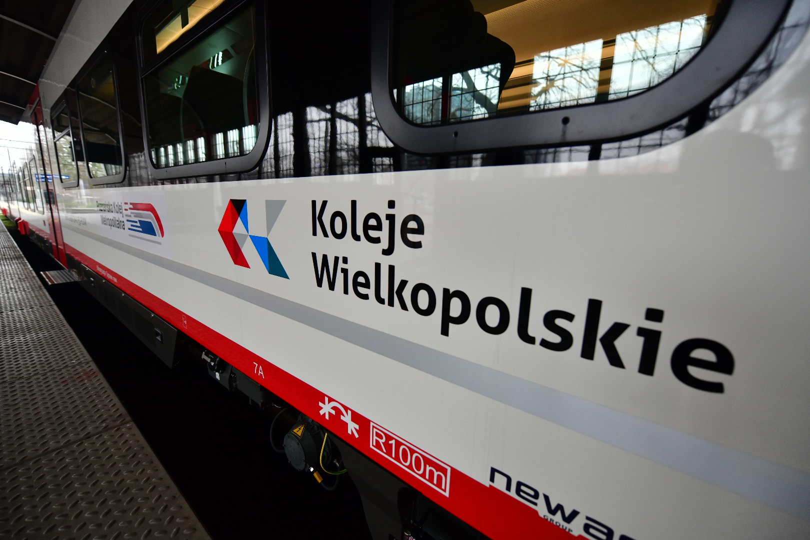  nowe pociągi koleje wielkopolskie  - Wojtek Wardejn - Radio Poznań