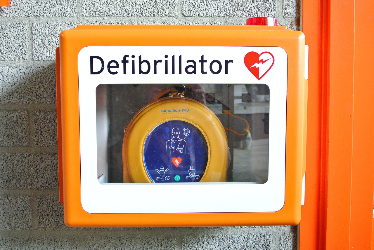 defibrylator - Pixabay