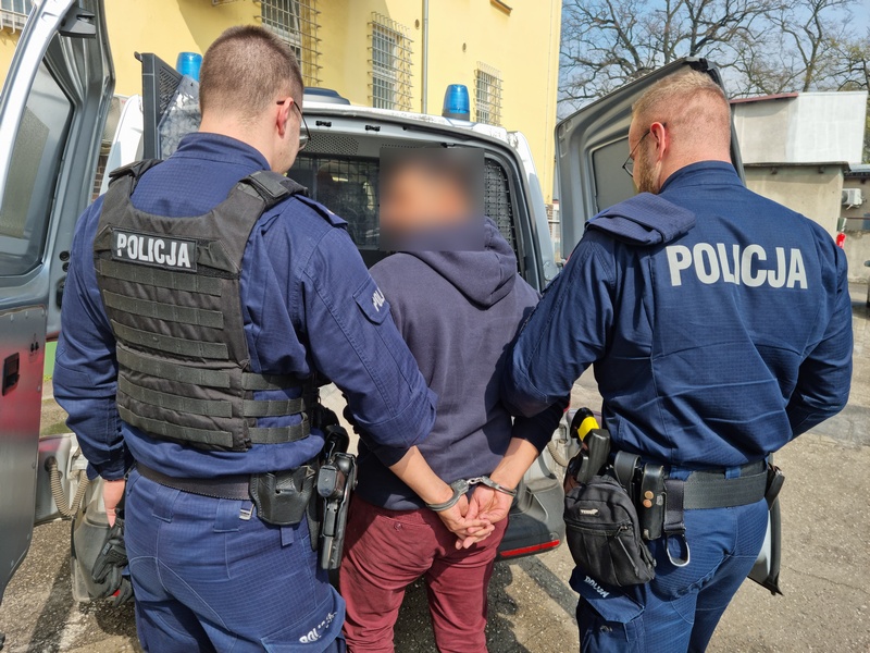 oszust leszno  - KMP Leszno