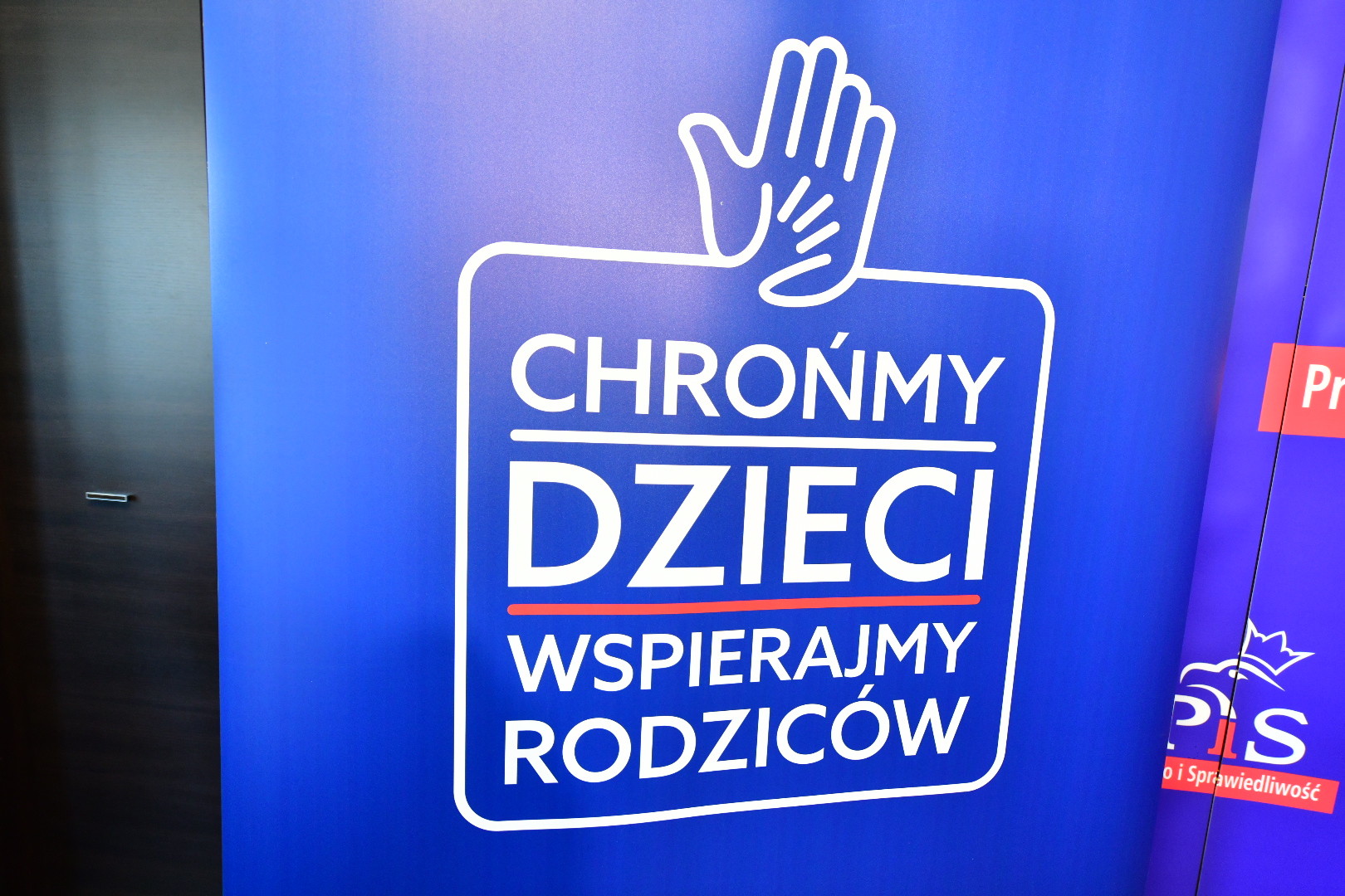 Chrońmy dzieci, wspierajmy rodziców nowa inicjatywa pis bartłomiej wróblewski i przemysław alexandrowicz - Wojtek Wardejn - Radio Poznań