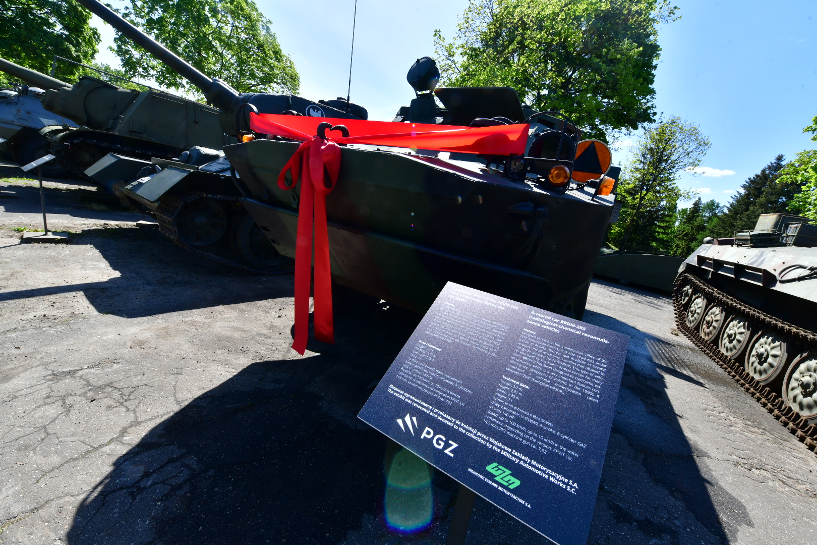 wóz rozpoznania skażeń chemicznych  muzeum ozbrojenia - Wojtek Wardejn - Radio Poznań