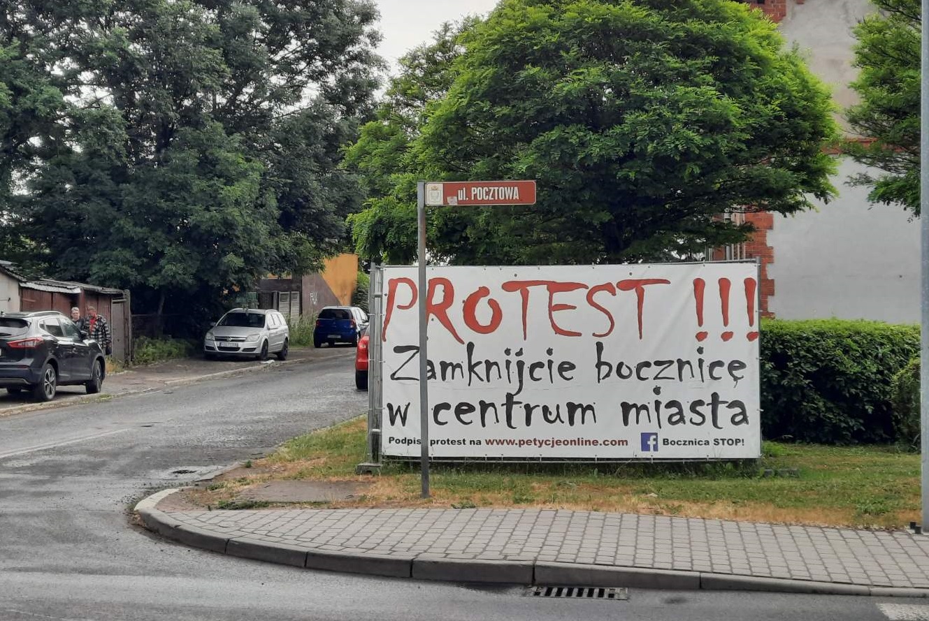 gniezno protest bocznica - Rafał Muniak