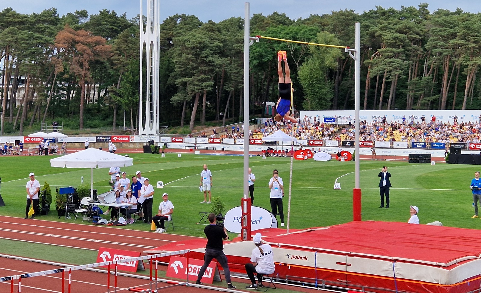 Piotr Lisek mityng golęcin cybulskiego - Grzegorze Hałasik