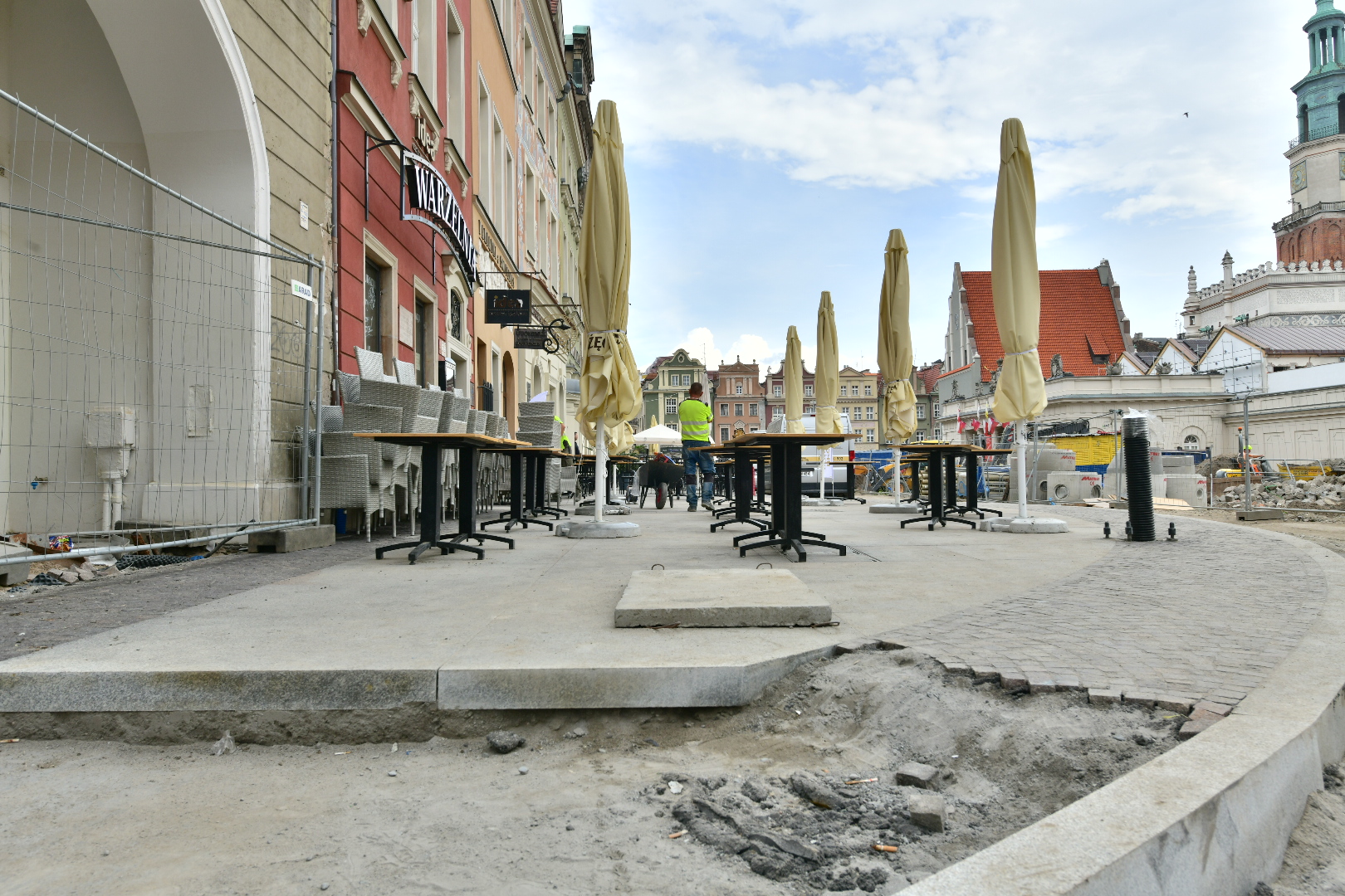chodniki stary rynek remont stary rynek w poznaniu - Wojtek Wardejn - Radio Poznań