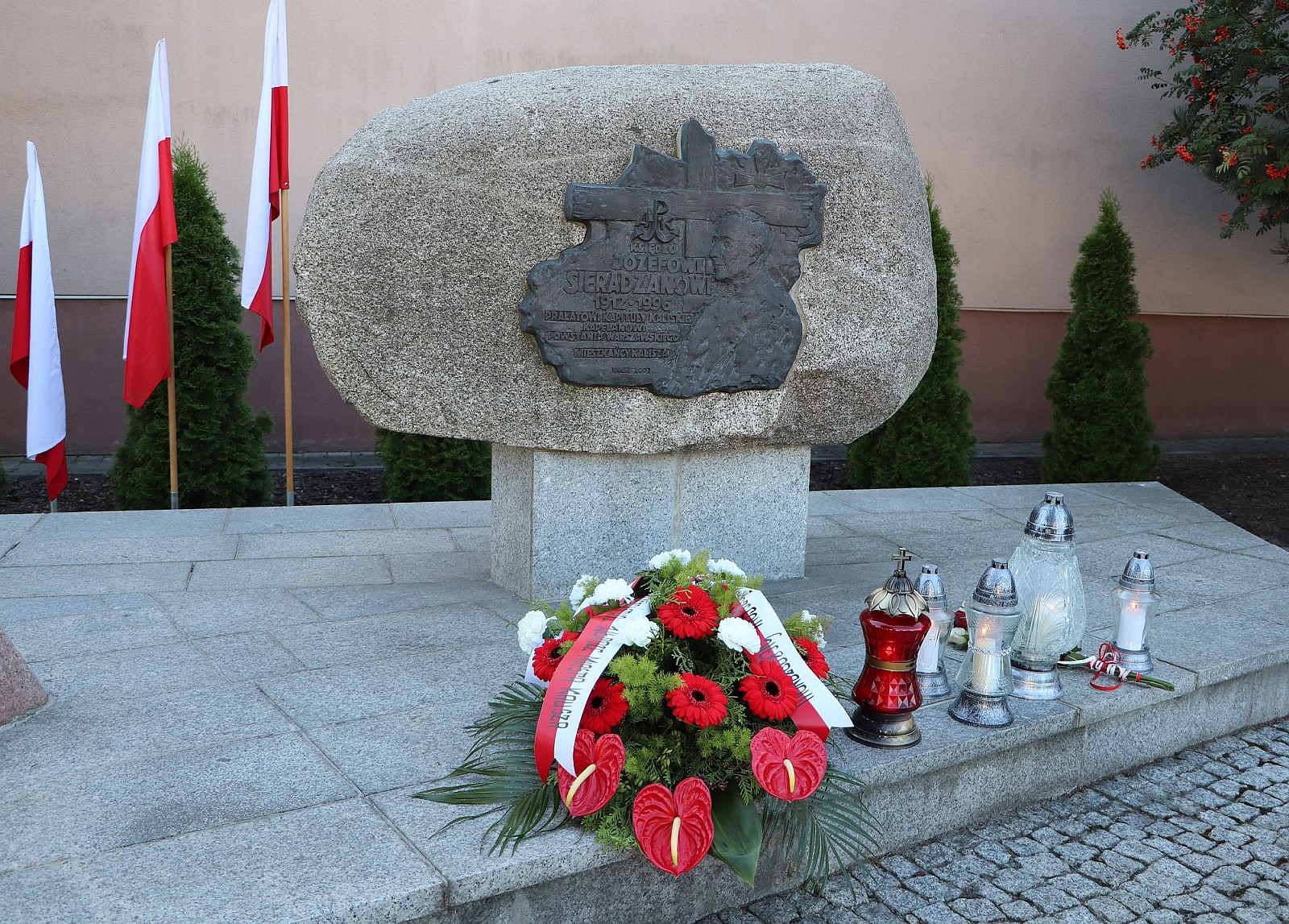 obelisk ks józefa sieradzana - Anna Błaszczyk - UM Kalisz