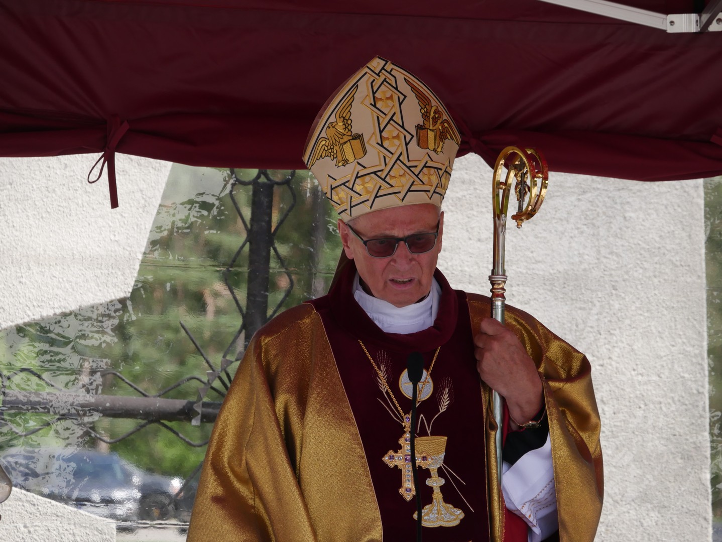 biskup senior diecezji włocławskiej - Wiesław Mering - Sławomir Zasadzki - Radio Poznań