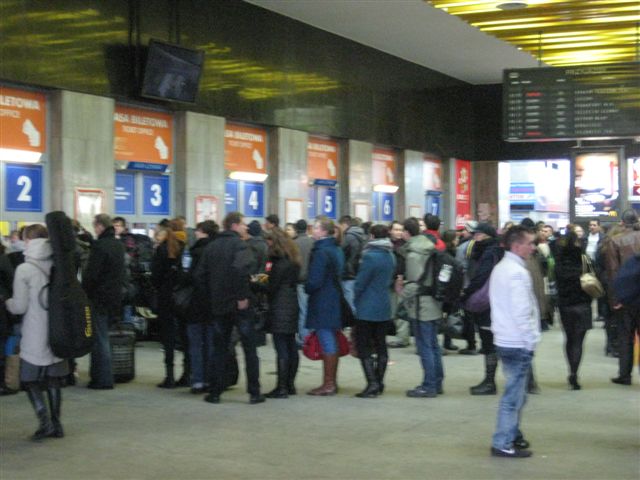 dworzec pkp nowy rok - Magdalena Konieczna