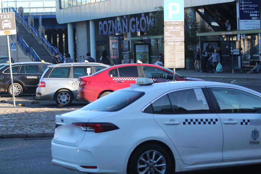 taxi uber bolt taksówka - Leon Bielewicz  - Radio Poznań