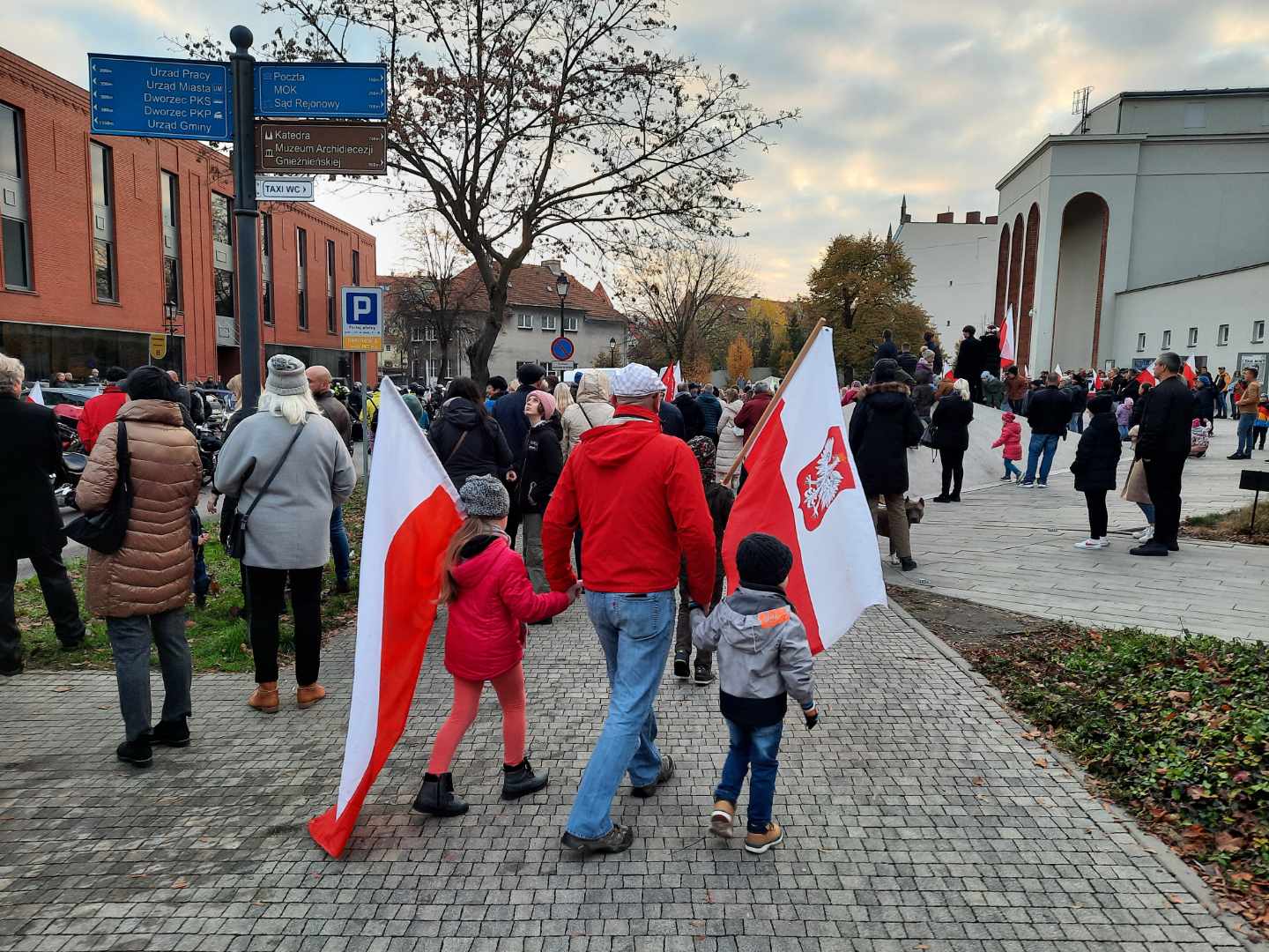 marsz niepodległości gniezno - Rafał Muniak - Radio Poznań