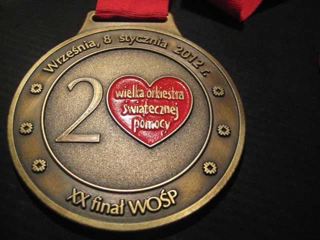 Medale dla uczestników sztafety WOŚP we Wrześni - Rafał Regulski