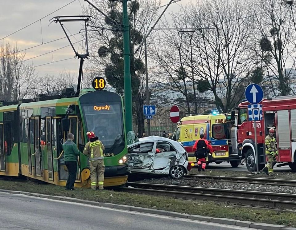 wypadek tramwaj wioślarska -  ig: poznan_moment