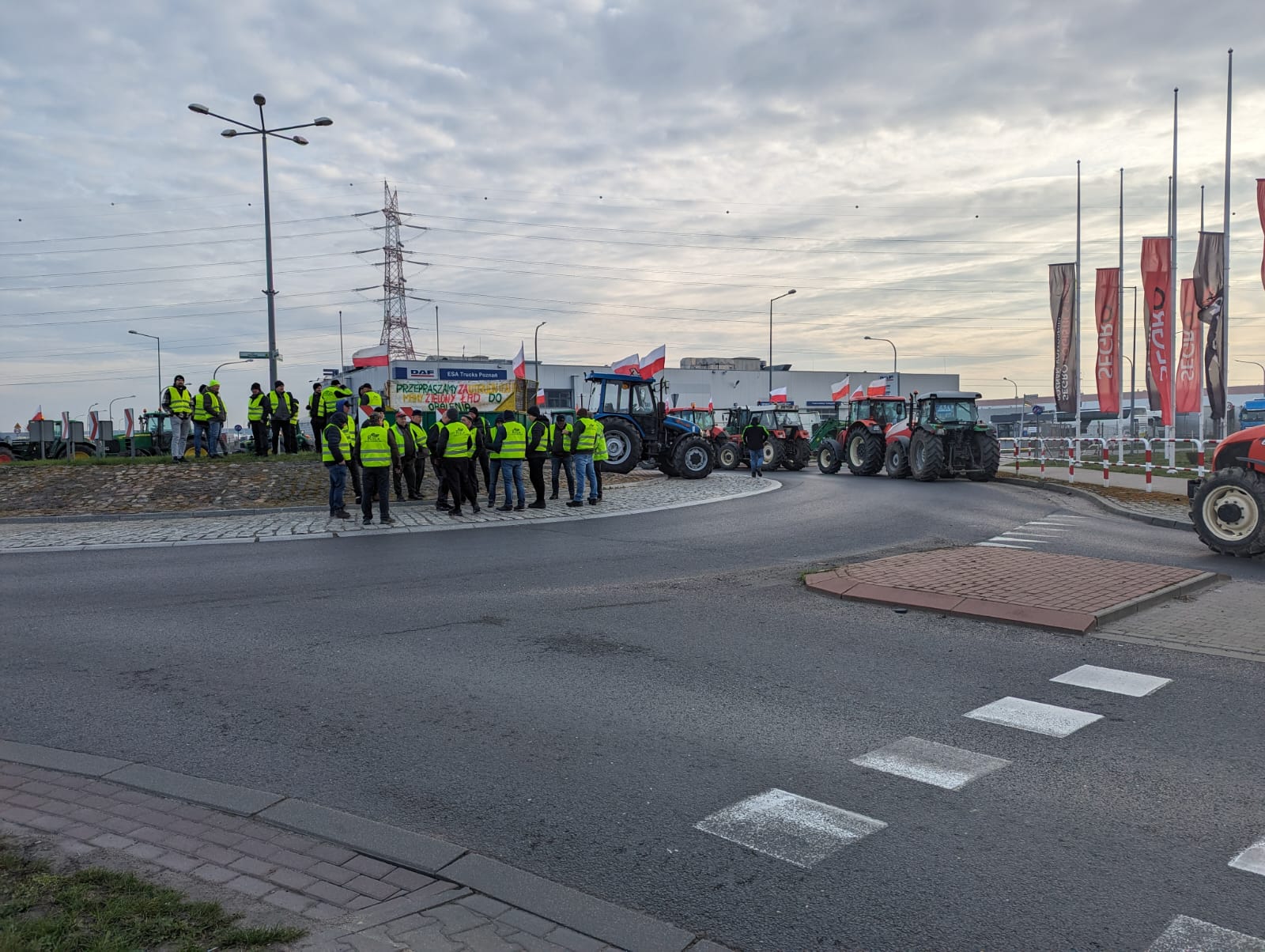 protest rolnicy rondo stęszew - Wielkopolska Policja