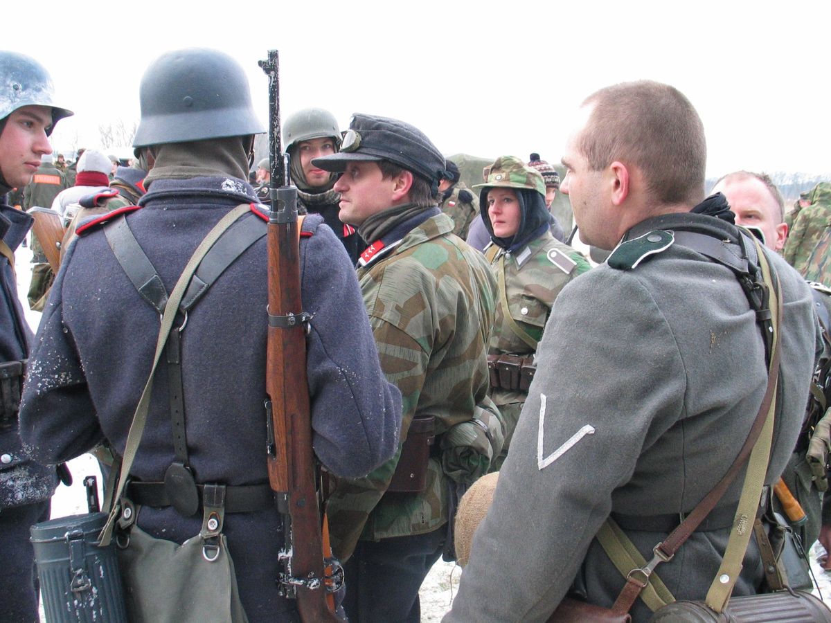 Rekonstrukcja  - Cigacice - Archiwum Radia Merkury