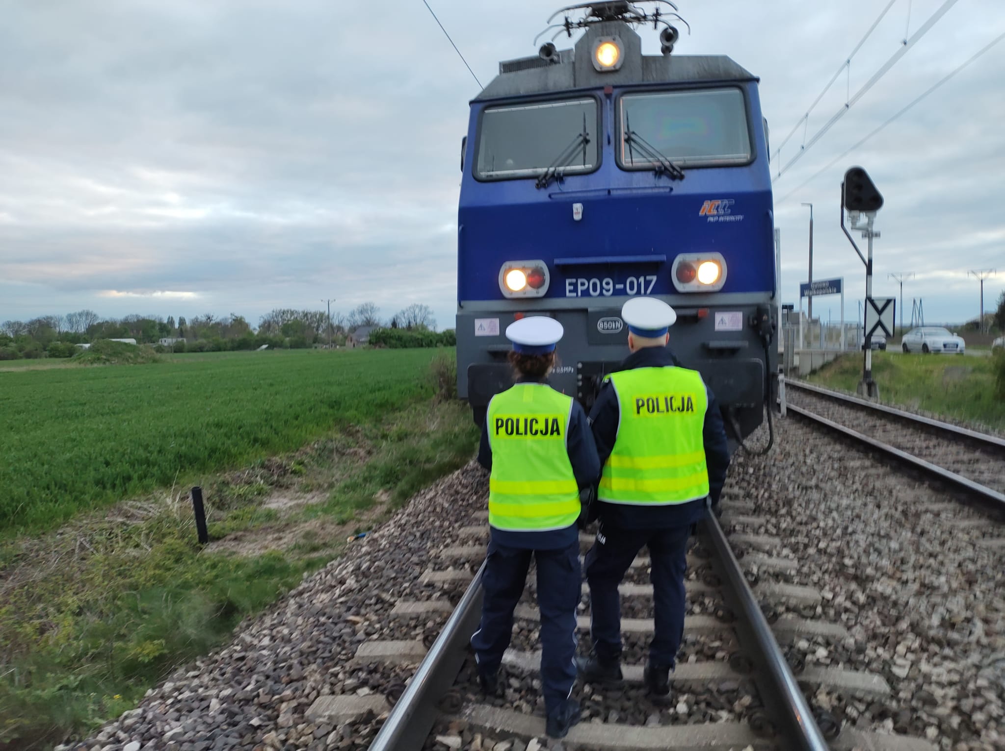 wypadek pociąg - KPP Września