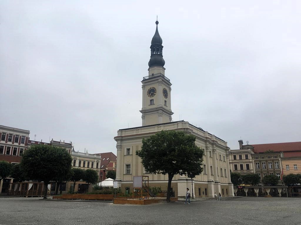 rynek leszno ratusz leszno - Jacek Butlewski - Radio Poznań