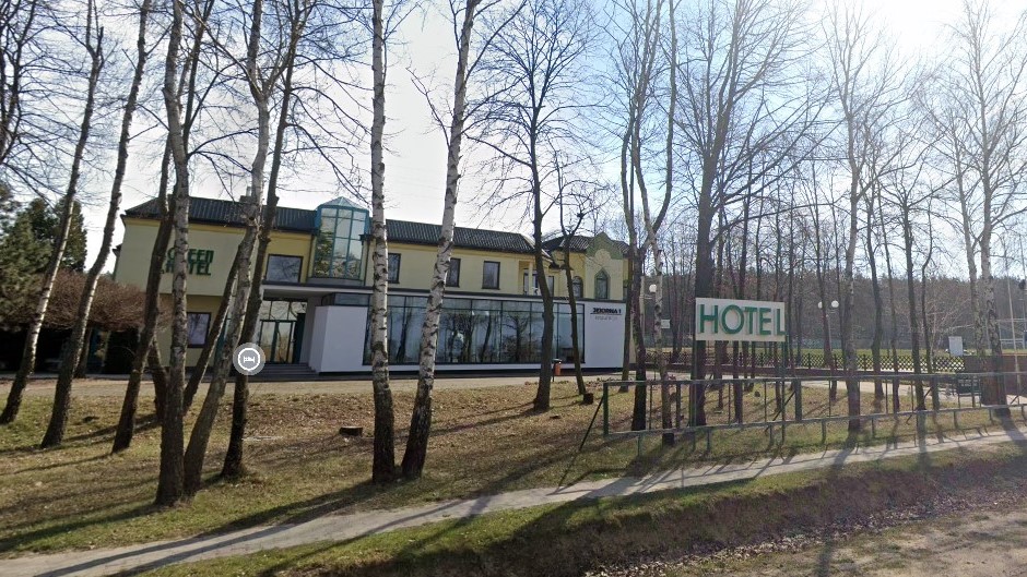 green hotel komorniki - Google Street View