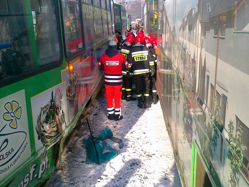 Samochód między tramwajami - Wojciech Chmielewski - Radio Merkury