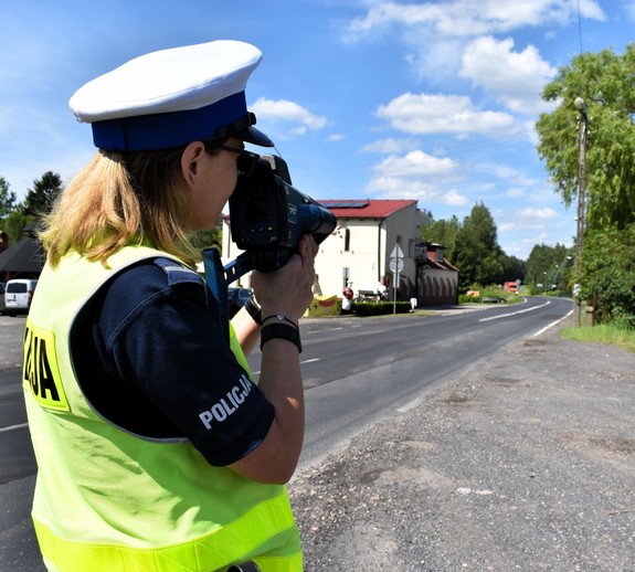 kontrola prędkości policja detal - KPP w Złotowie